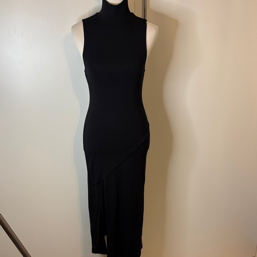Good American Black Asymmetrical Dress